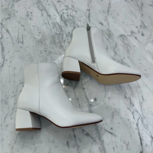 ❤️SOLD❤️ NEW CHINESE LAUNDRY WOMEN'S DAVINNA REBEL BOOTIE BONE WHITE US SIZE 5.5 - Picture 1 of 8